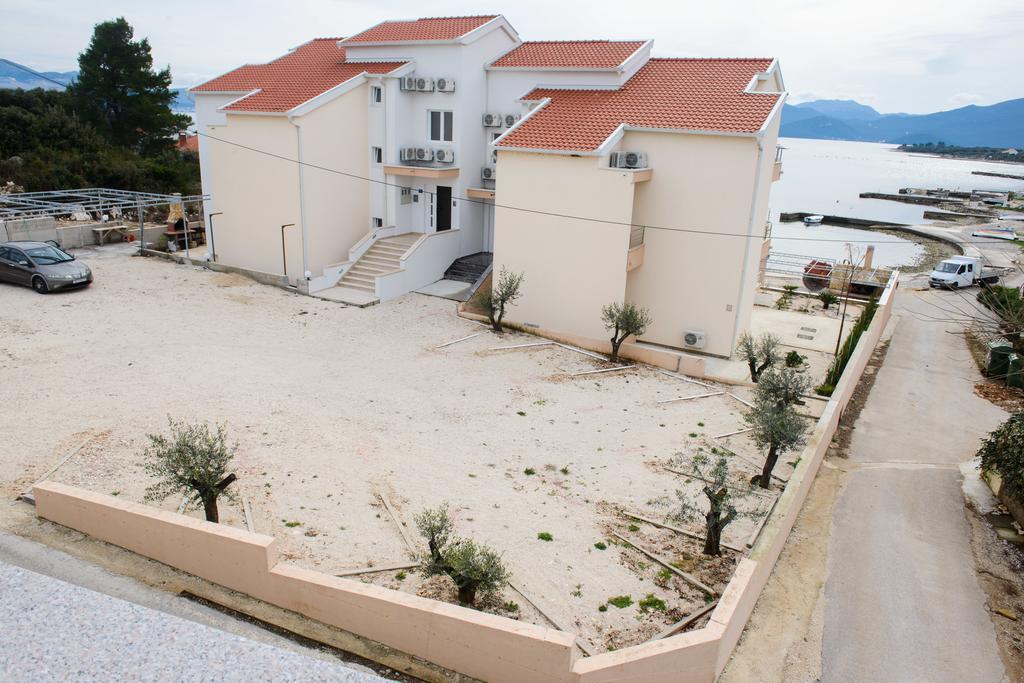 Apartments Deak Janjina Εξωτερικό φωτογραφία